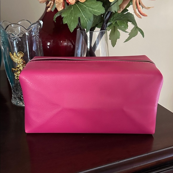 NWT Nivea Feel Radiant Skincare Moments 6 piece set - Picture 11 of 12